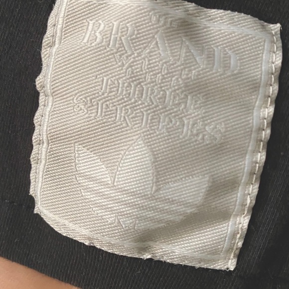 UO Adidas Originals Adibreak Long Sleeve Tee - Picture 10 of 10